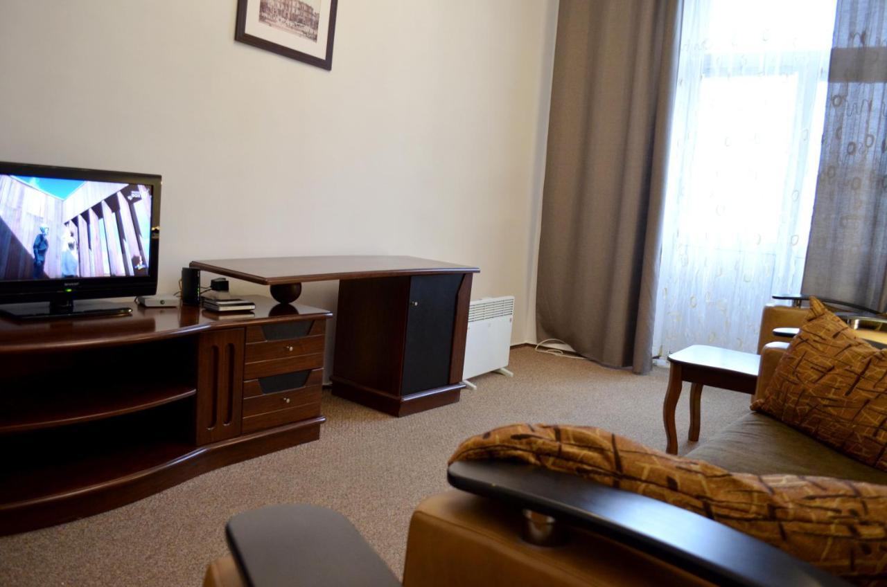 Chapayev Apartments Kijev Kültér fotó